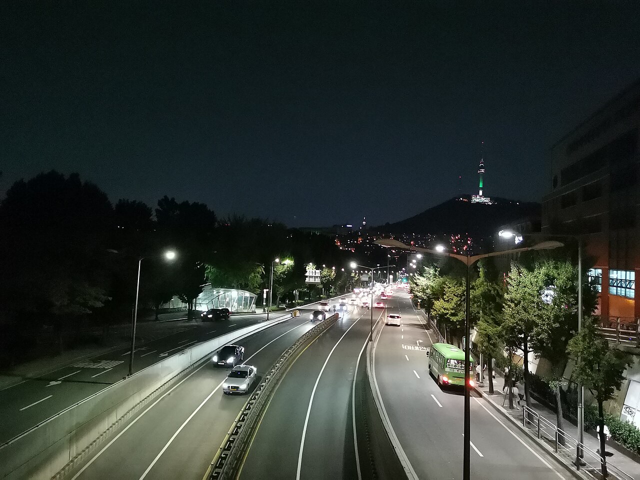 梨泰院夜生活街区 参考图 1